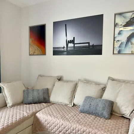 Ongi Etorri Apartmán *